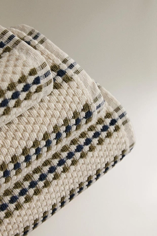 Банный полотенце с геометрическим узором- Заказать в России