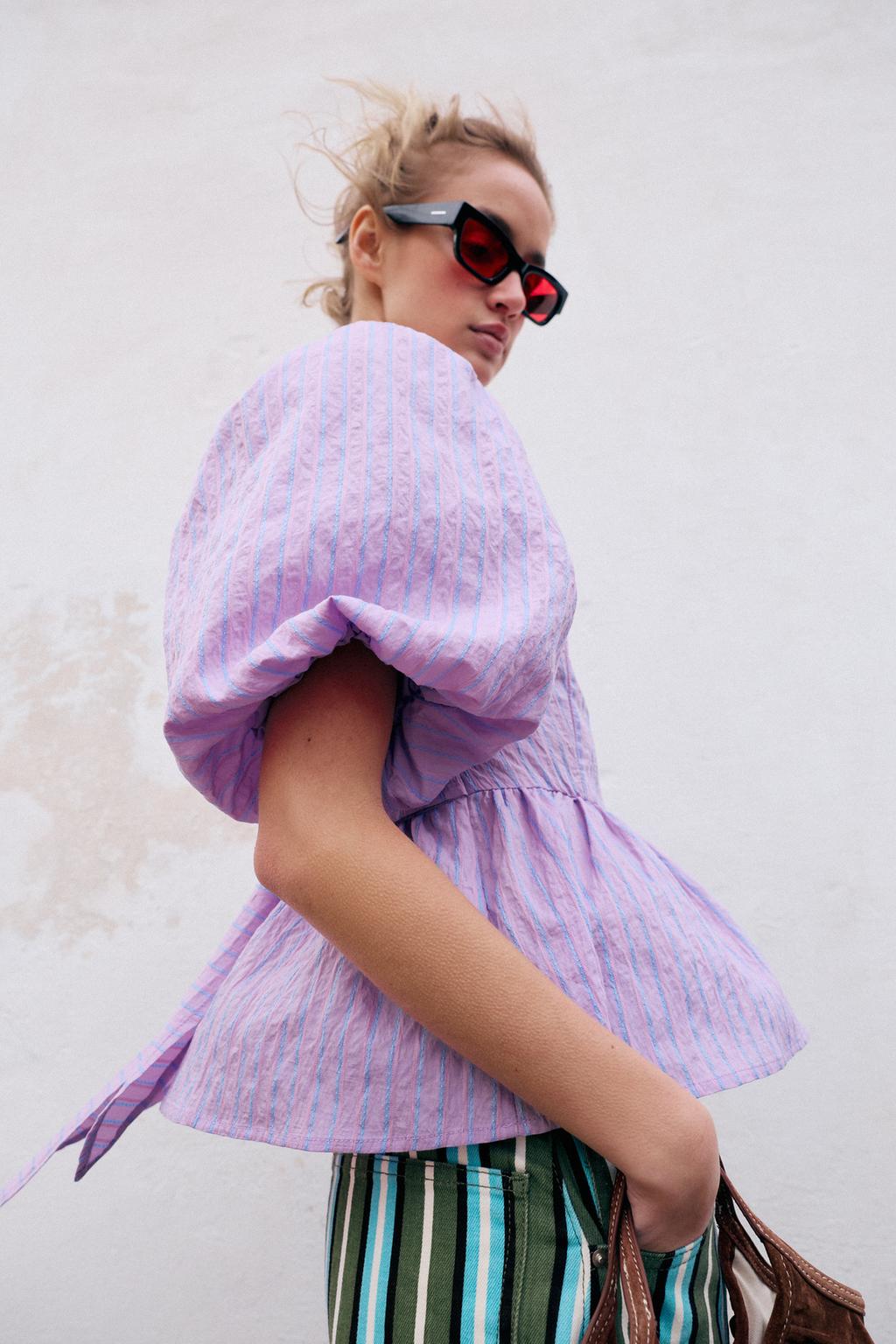 Блузка в полоску с рукавами-фонариками и бантом