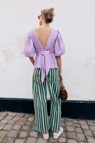 Блузка в полоску с рукавами-фонариками и бантом- Заказать в России