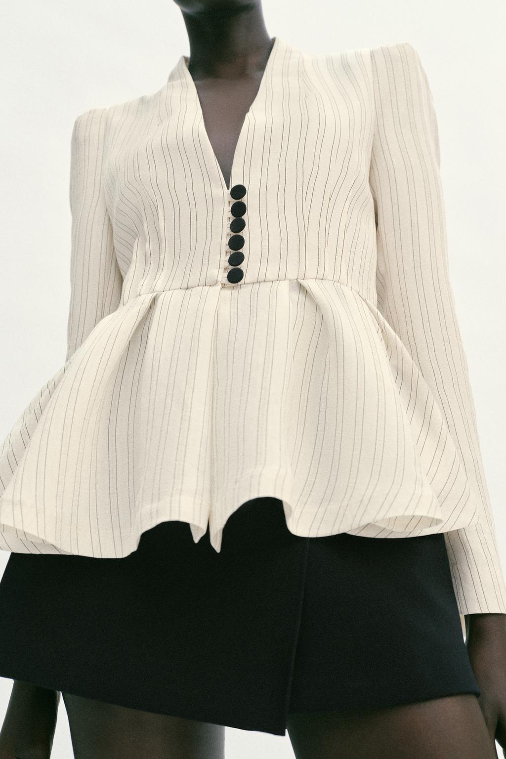 БЛЕЙЗЕР С БАСКОЙ В ПОЛОСКУ