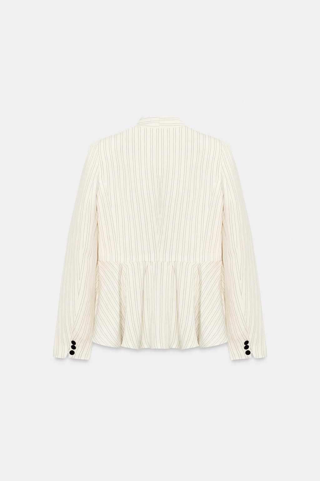 БЛЕЙЗЕР С БАСКОЙ В ПОЛОСКУ