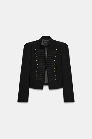 Приталенный блейзер с подплечниками- Заказать в России