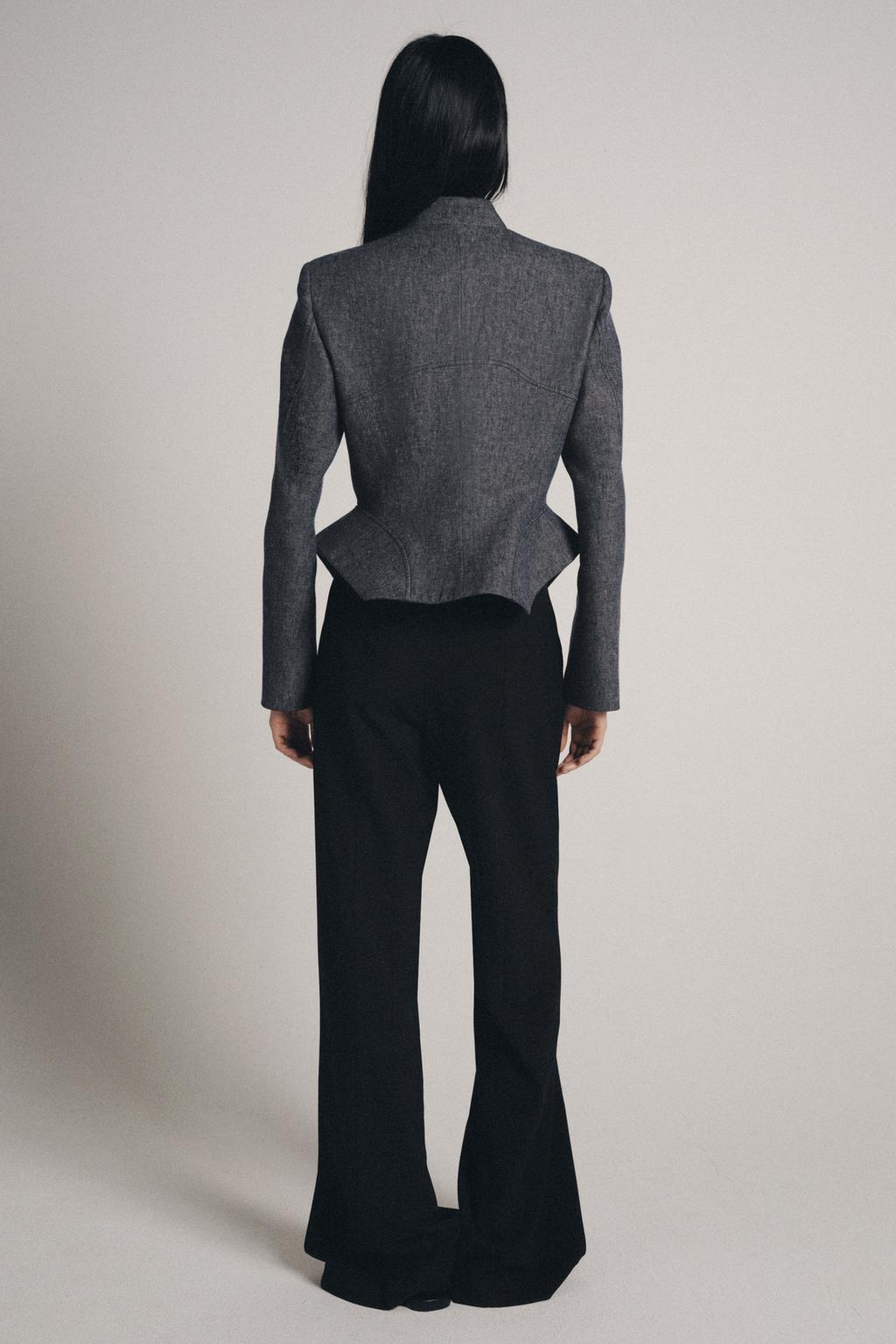 ЖАКЕТ С БАСКОЙ ИЗ СМЕСОВОГО ЛЬНА — коллекция Zara «ZW»