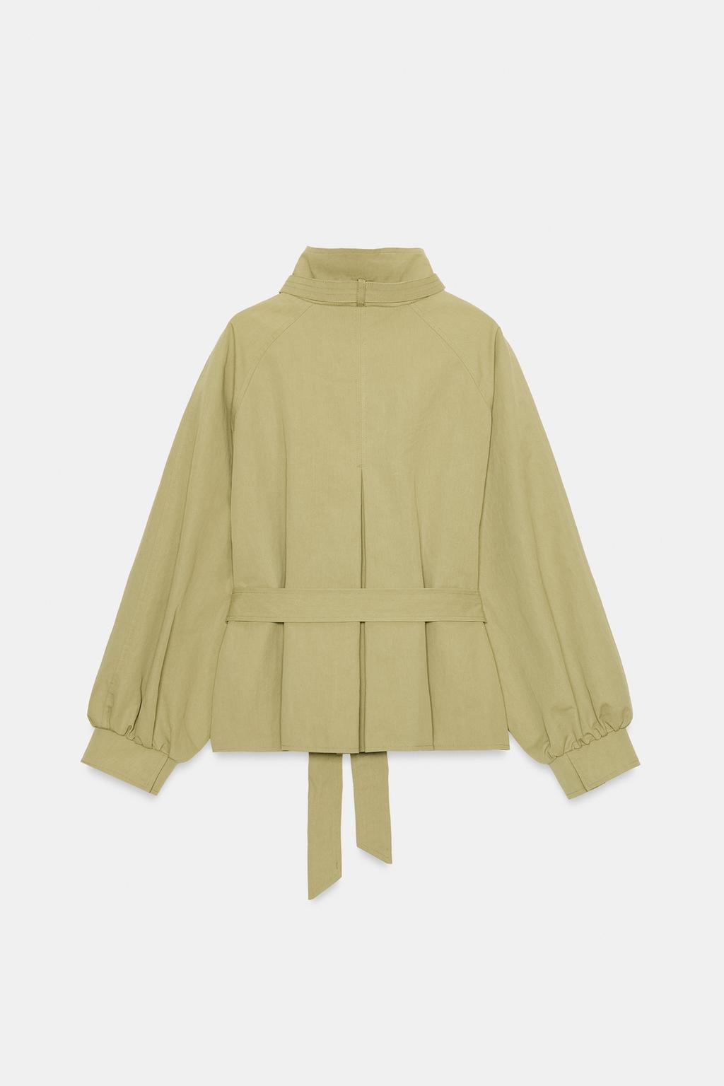 КУРТКА С ВОРОТНИКОМ-СТОЙКОЙ И РЕМНЕМ