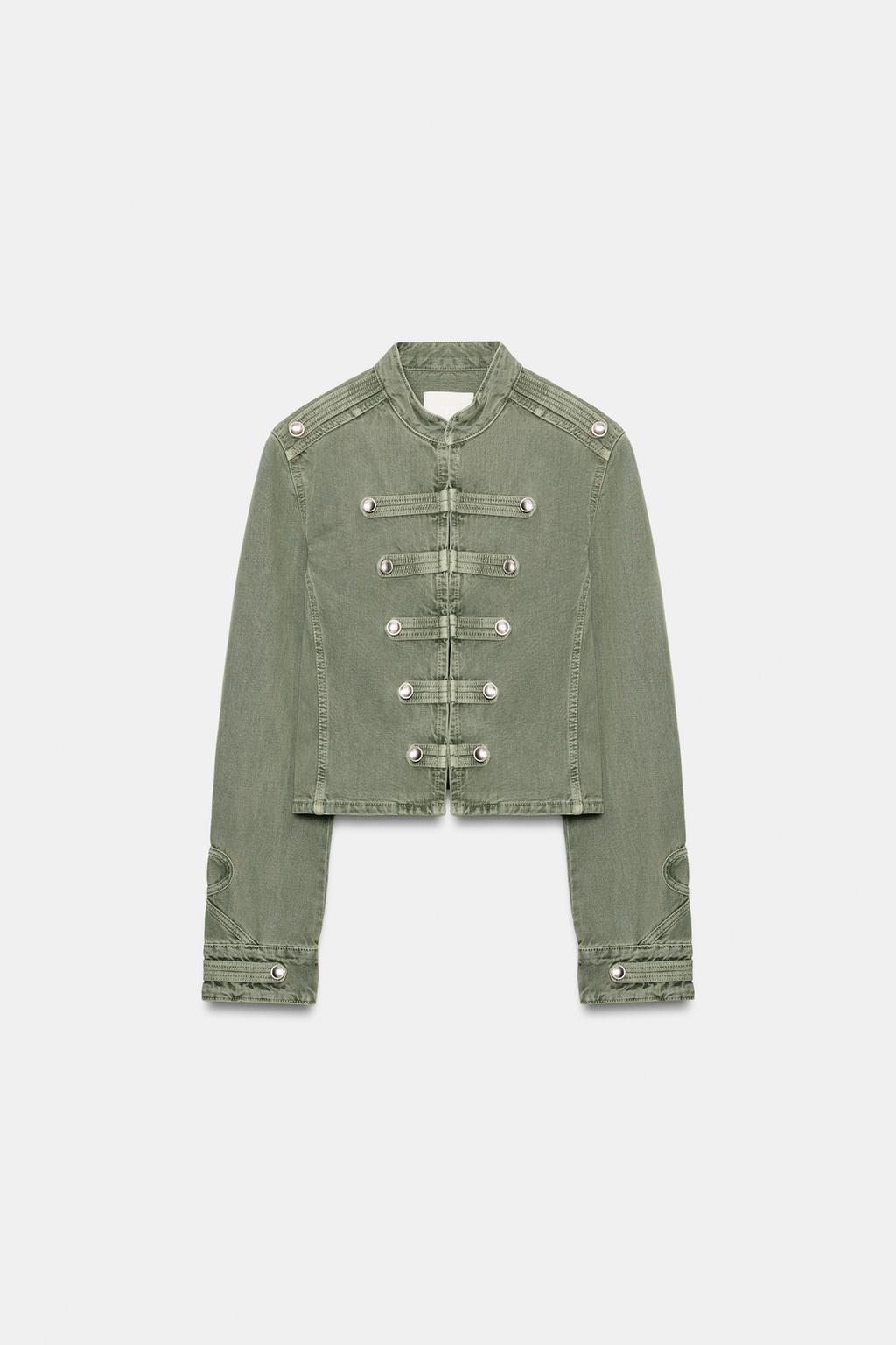 ПРИТАЛЕННЫЙ ЖАКЕТ С ПУГОВИЦАМИ