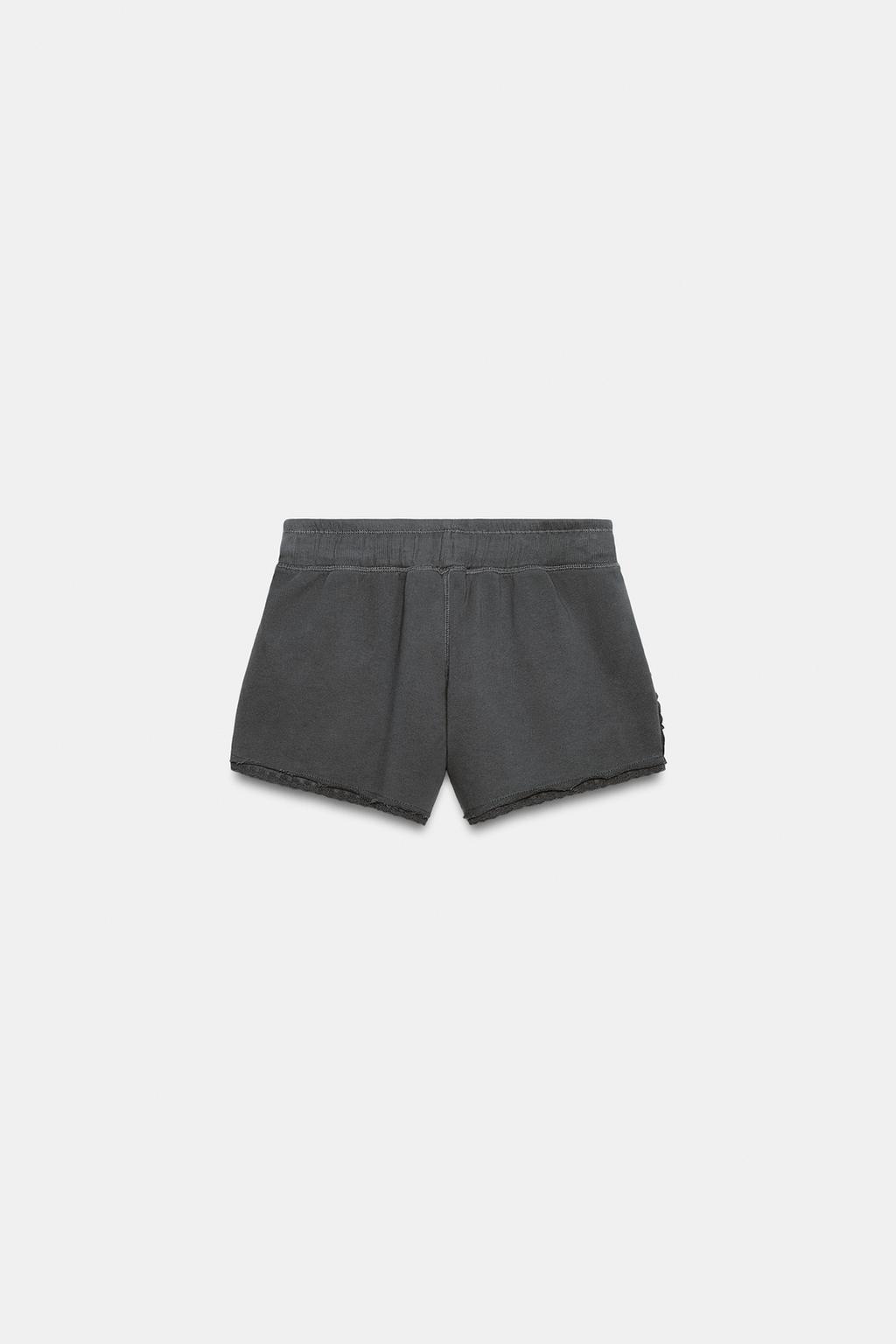 ШОРТЫ ИЗ ДЕНИМА С КРУЖЕВОМ