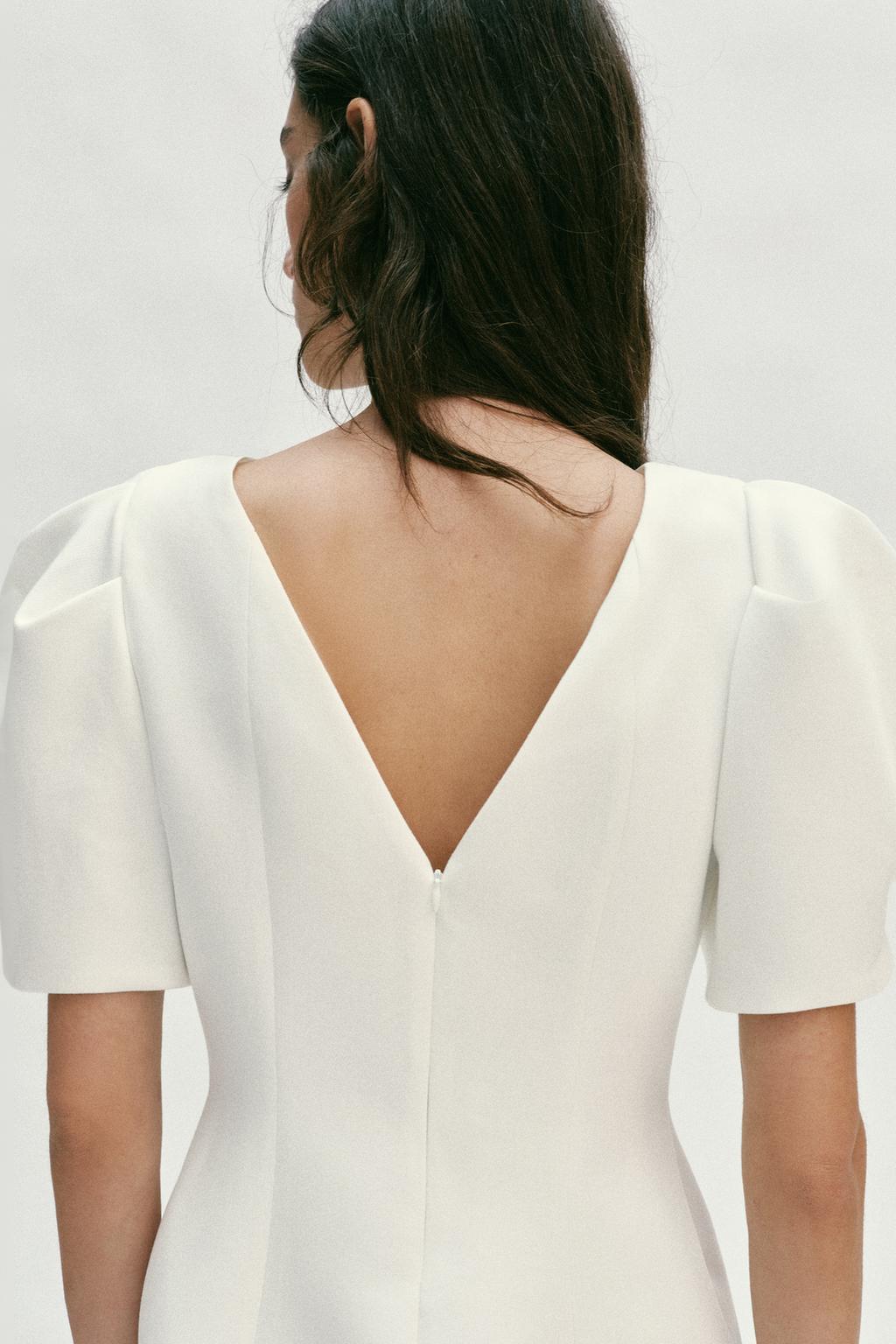 ТОП С ОБЪЕМНЫМИ РУКАВАМИ