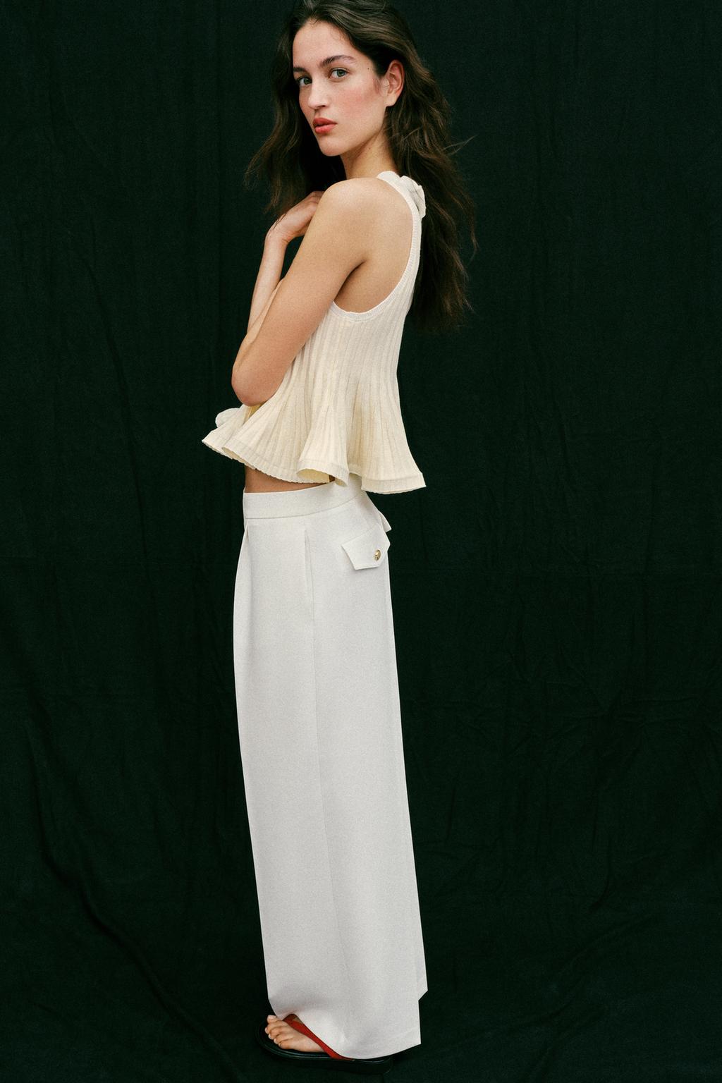 ТРИКОТАЖНЫЙ ТОП С БАСКОЙ