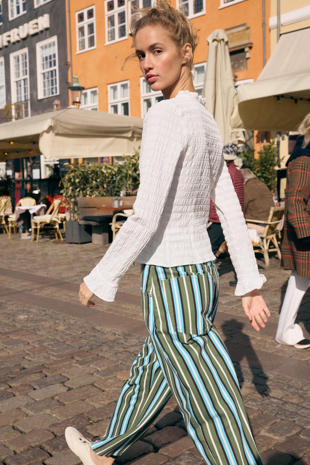 ТОП-БЮСТЬЕ С ЗАВЯЗКАМИ