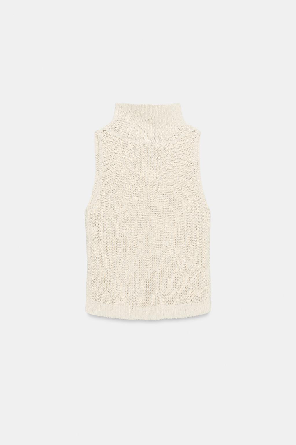 ТРИКОТАЖНЫЙ ТОП С ВЫСОКИМ ВОРОТНИКОМ