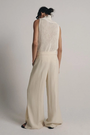 Трикотажный топ с высоким воротником- Заказать в России