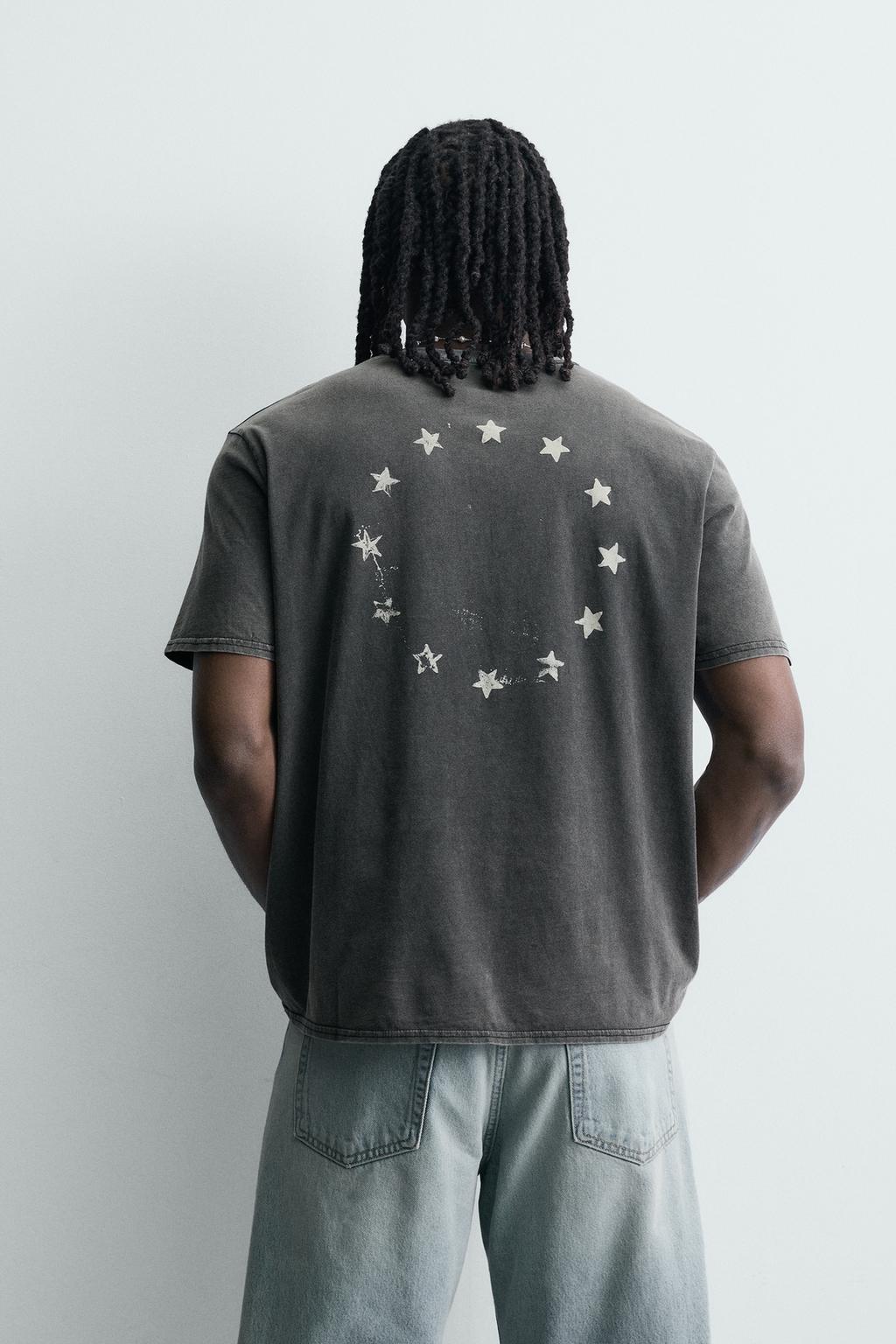 ФУТБОЛКА С ПРИНТАМИ И ЭФФЕКТОМ ПОТЕРТОСТИ