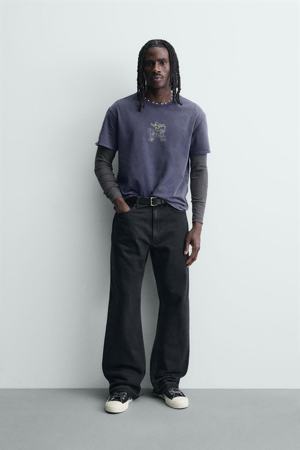 ФУТБОЛКА С ПРИНТАМИ И ЭФФЕКТОМ ПОТЕРТОСТИ