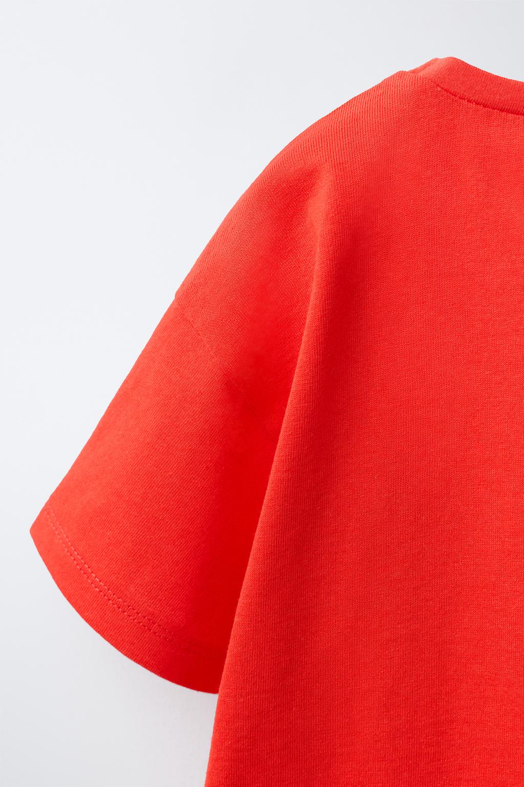 ФУТБОЛКА С ВОЛНИСТЫМ ПРИНТОМ