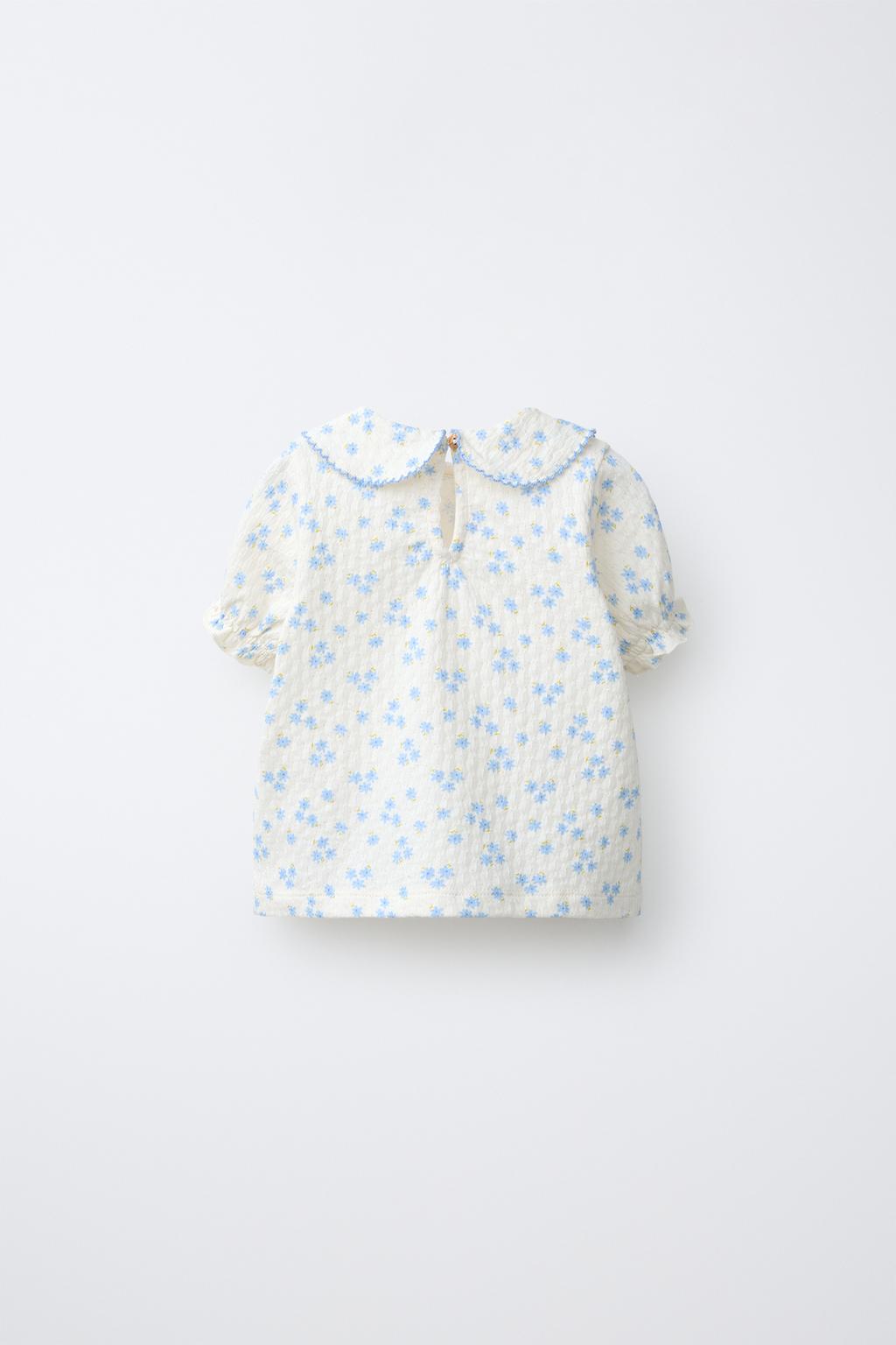 ФУТБОЛКА С ЦВЕТОЧНЫМ УЗОРОМ