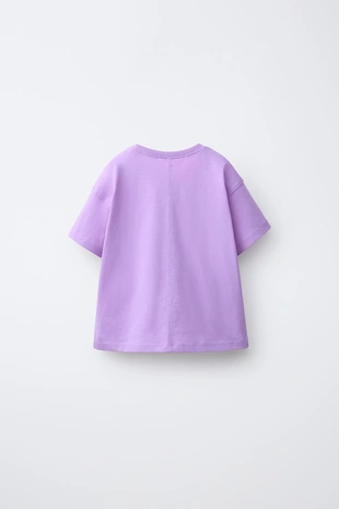 Футболка с прорезиненной нашивкой- Заказать в России