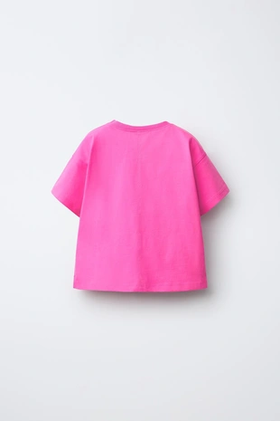 Футболка с прорезиненной нашивкой- Заказать в России