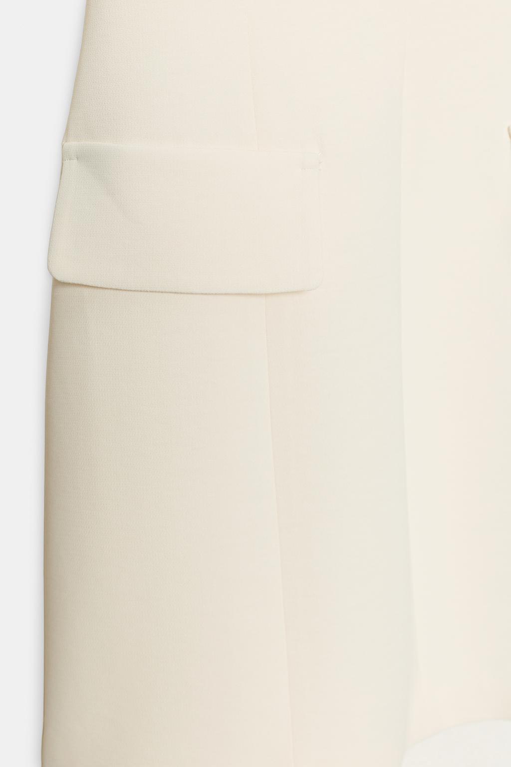 КОРОТКОЕ ПЛАТЬЕ С ОБЪЕМНЫМИ РУКАВАМИ