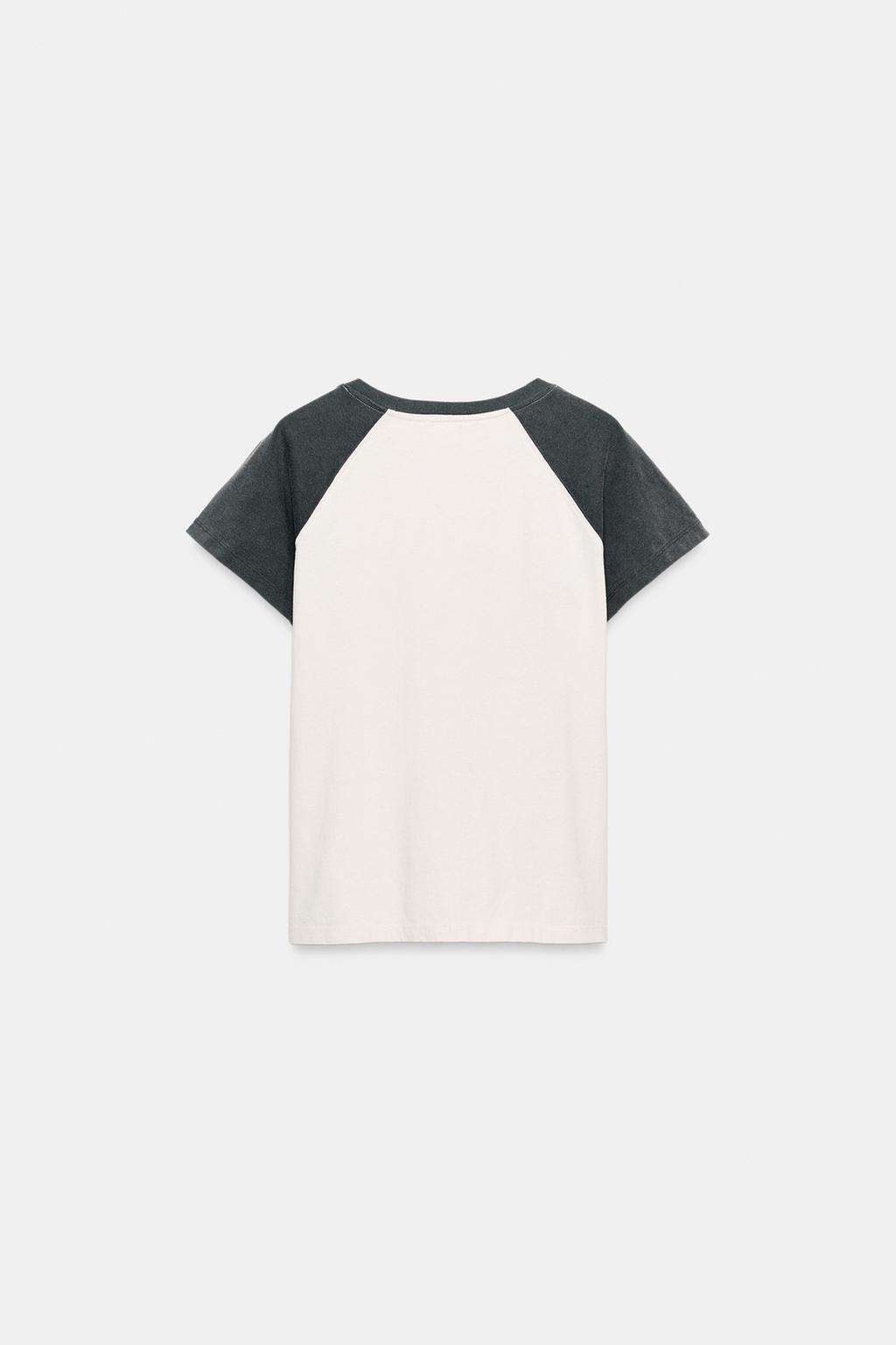 ФУТБОЛКА С РУКАВАМИ РЕГЛАН И ЭФФЕКТОМ ПОТЕРТОСТИ