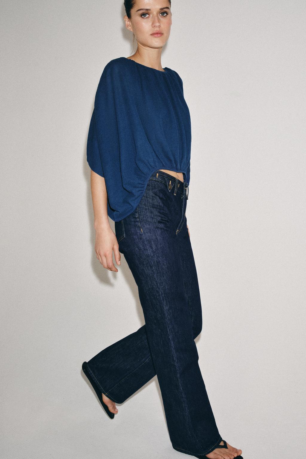 ОБЪЕМНЫЙ СВИТЕР