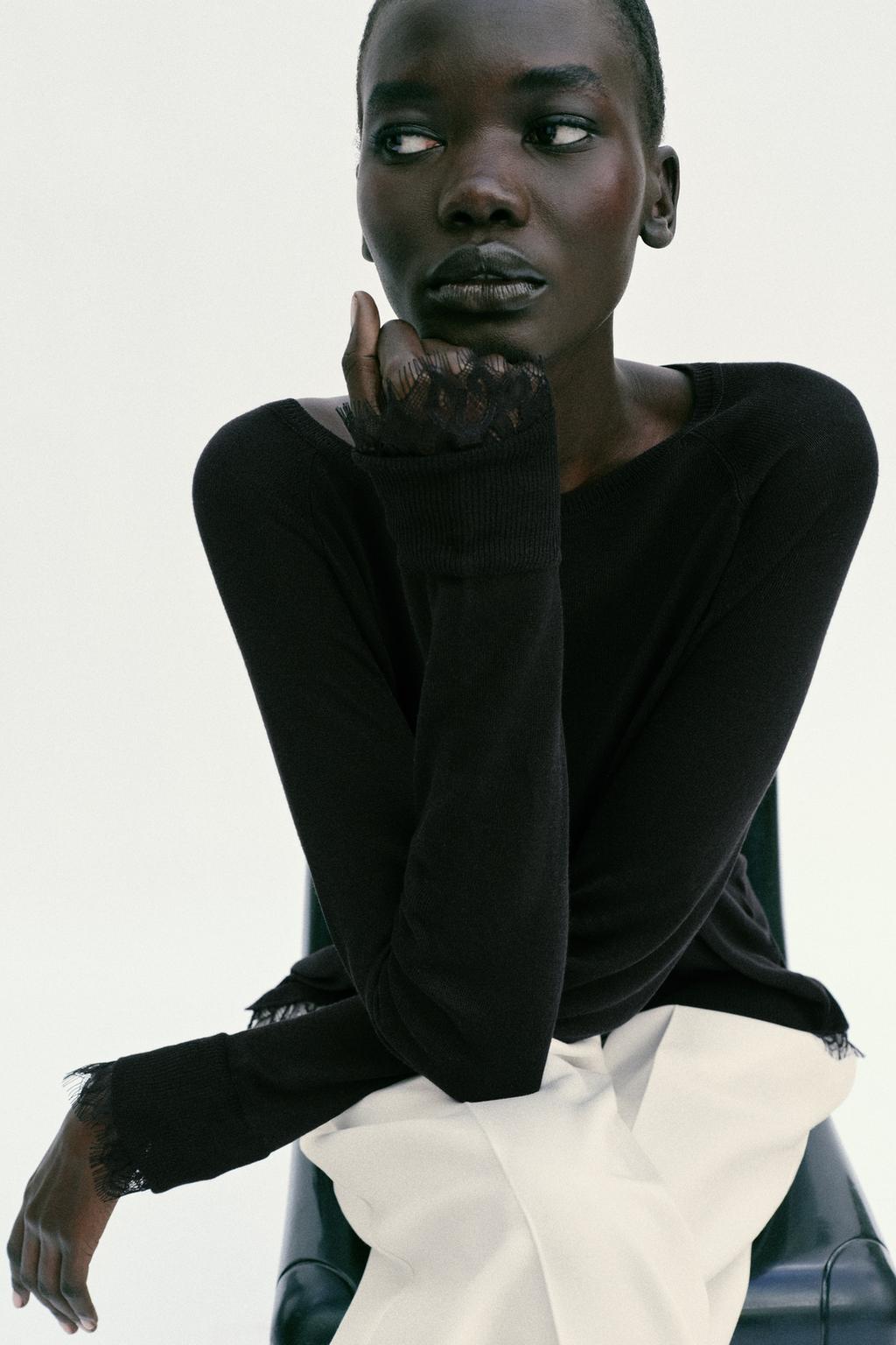 СВИТЕР С КРУЖЕВОМ