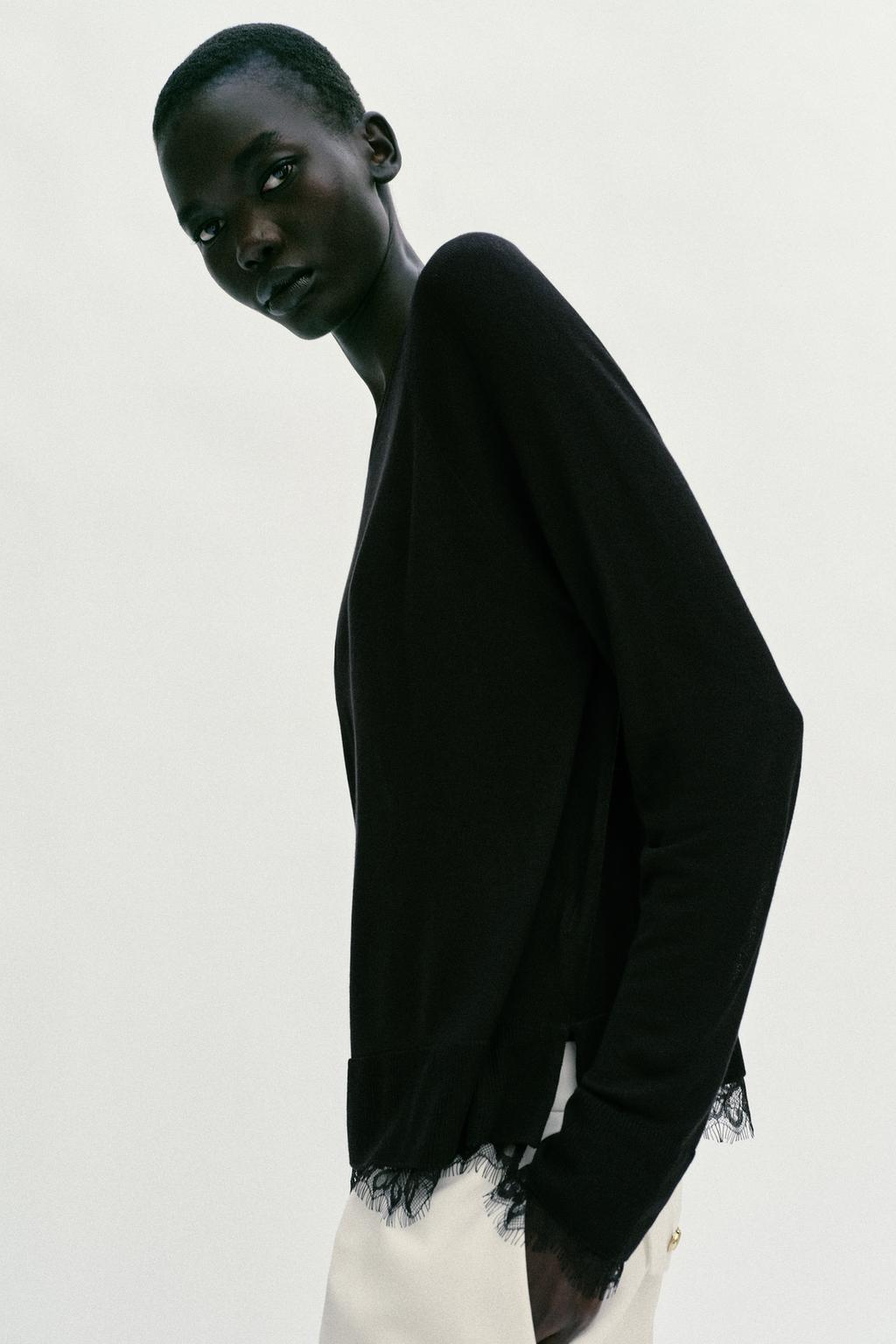 СВИТЕР С КРУЖЕВОМ