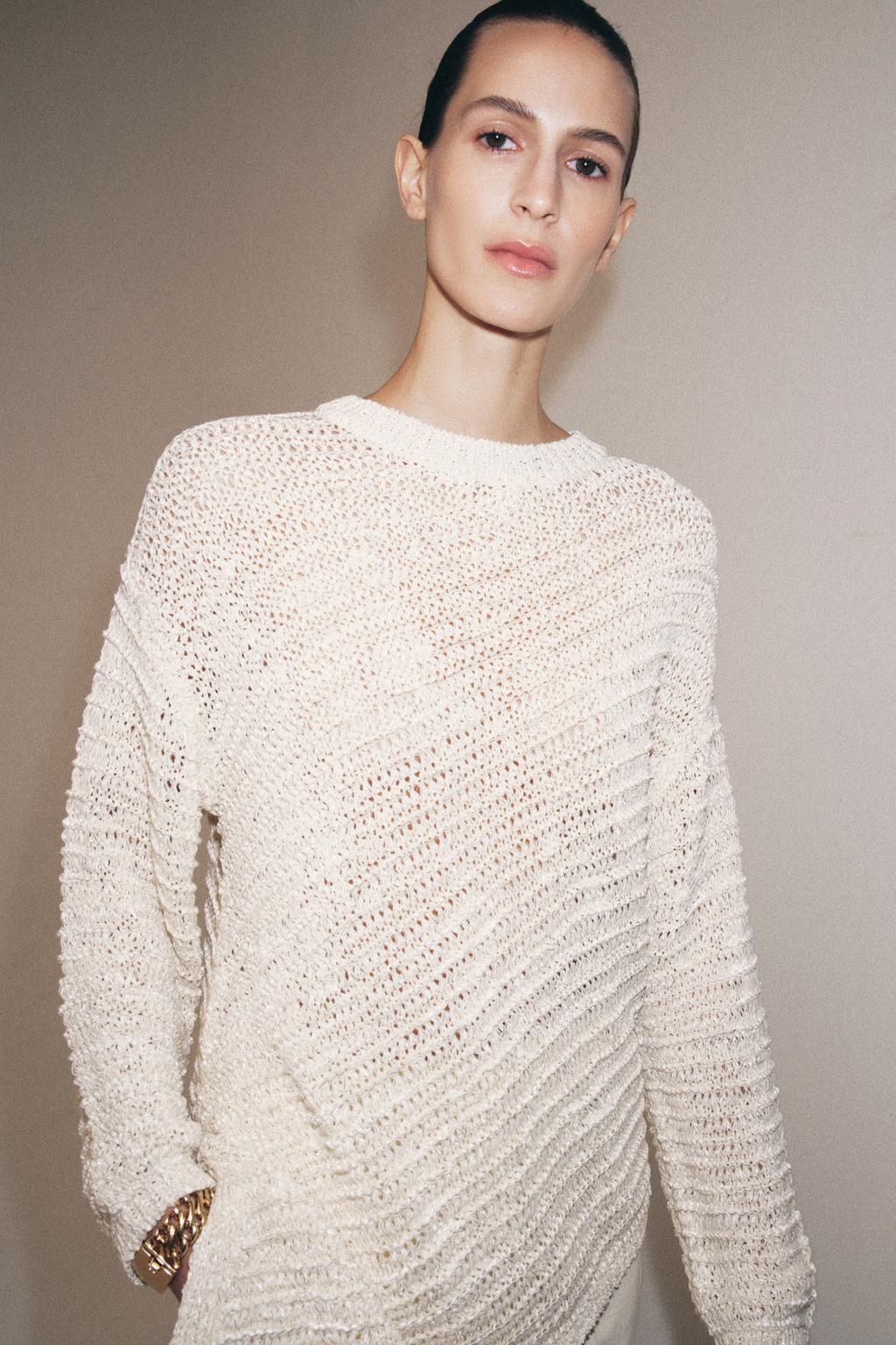 АСИММЕТРИЧНЫЙ СВИТЕР ОВЕРСАЙЗ