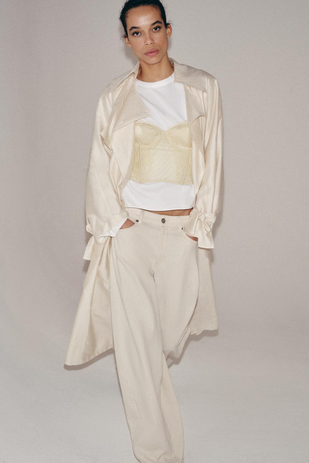 КОРСЕТ ИЗ ТЮЛЯ С КРУЖЕВОМ