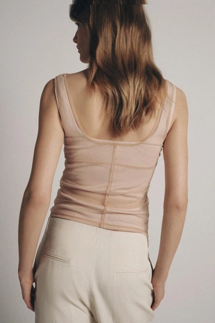 Топ из полупрозрачной ткани с декоративной строчкой- Заказать в России