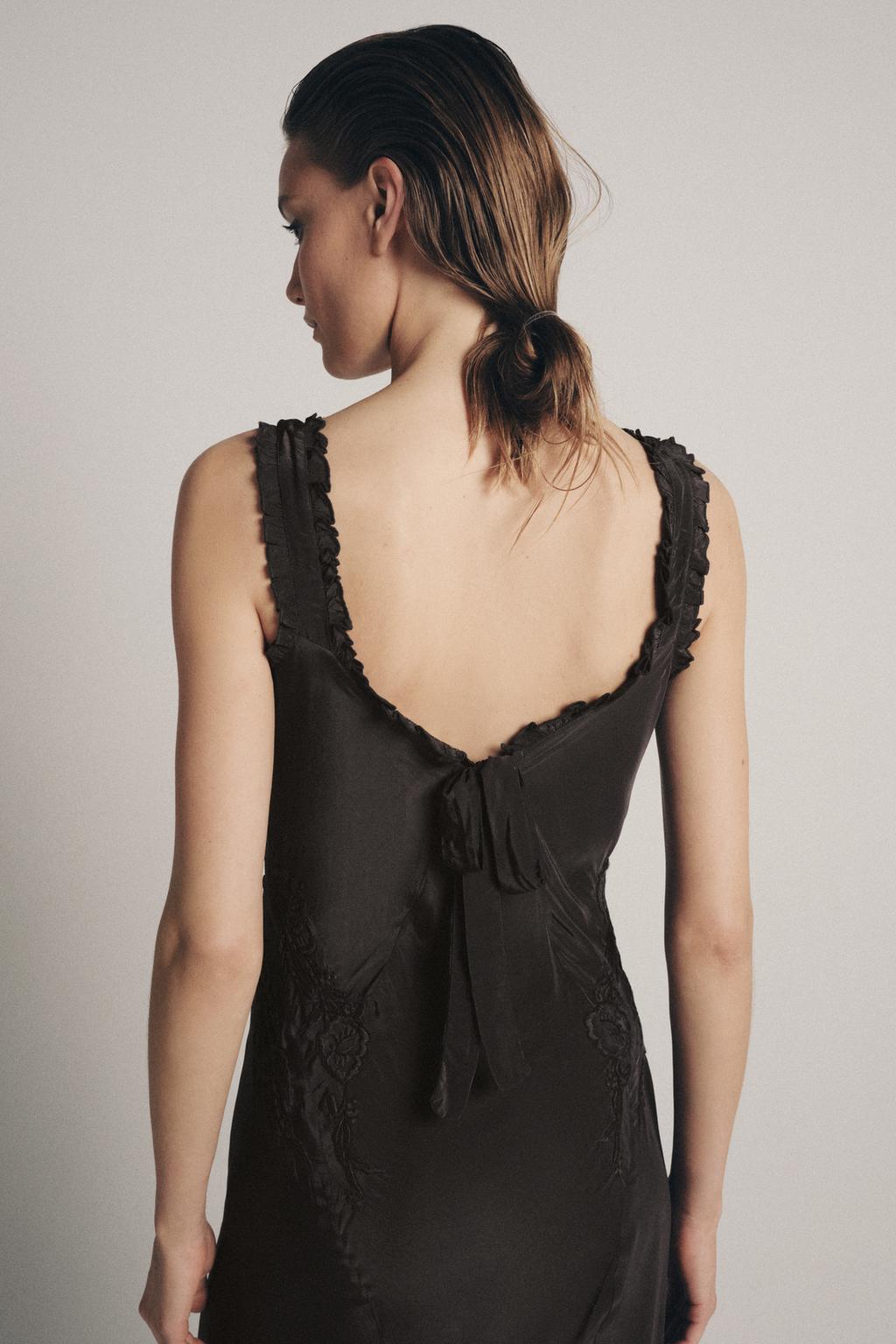 ДЛИННОЕ ПЛАТЬЕ С ВЫШИВКОЙ из коллекции «ZW»