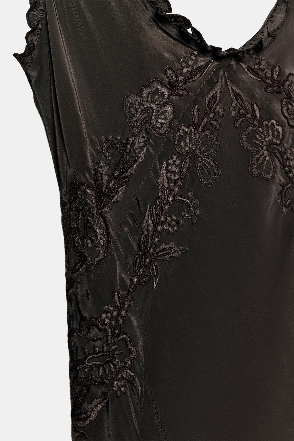 ДЛИННОЕ ПЛАТЬЕ С ВЫШИВКОЙ из коллекции «ZW»