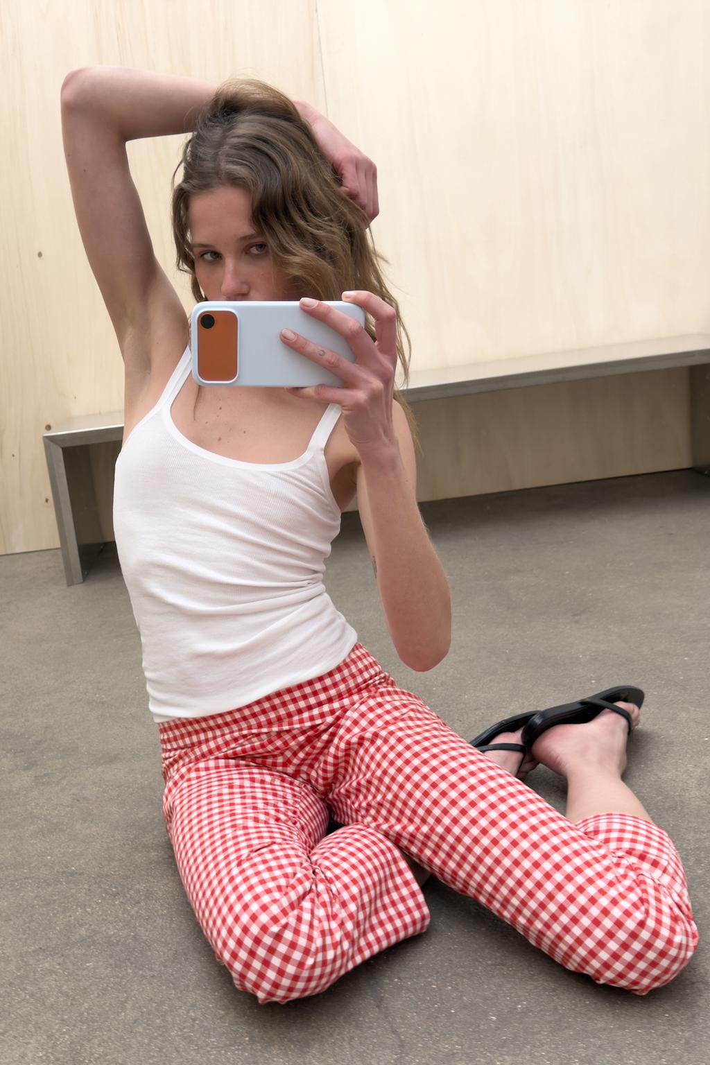 БРЮКИ КАПРИ В КЛЕТКУ ВИШИ