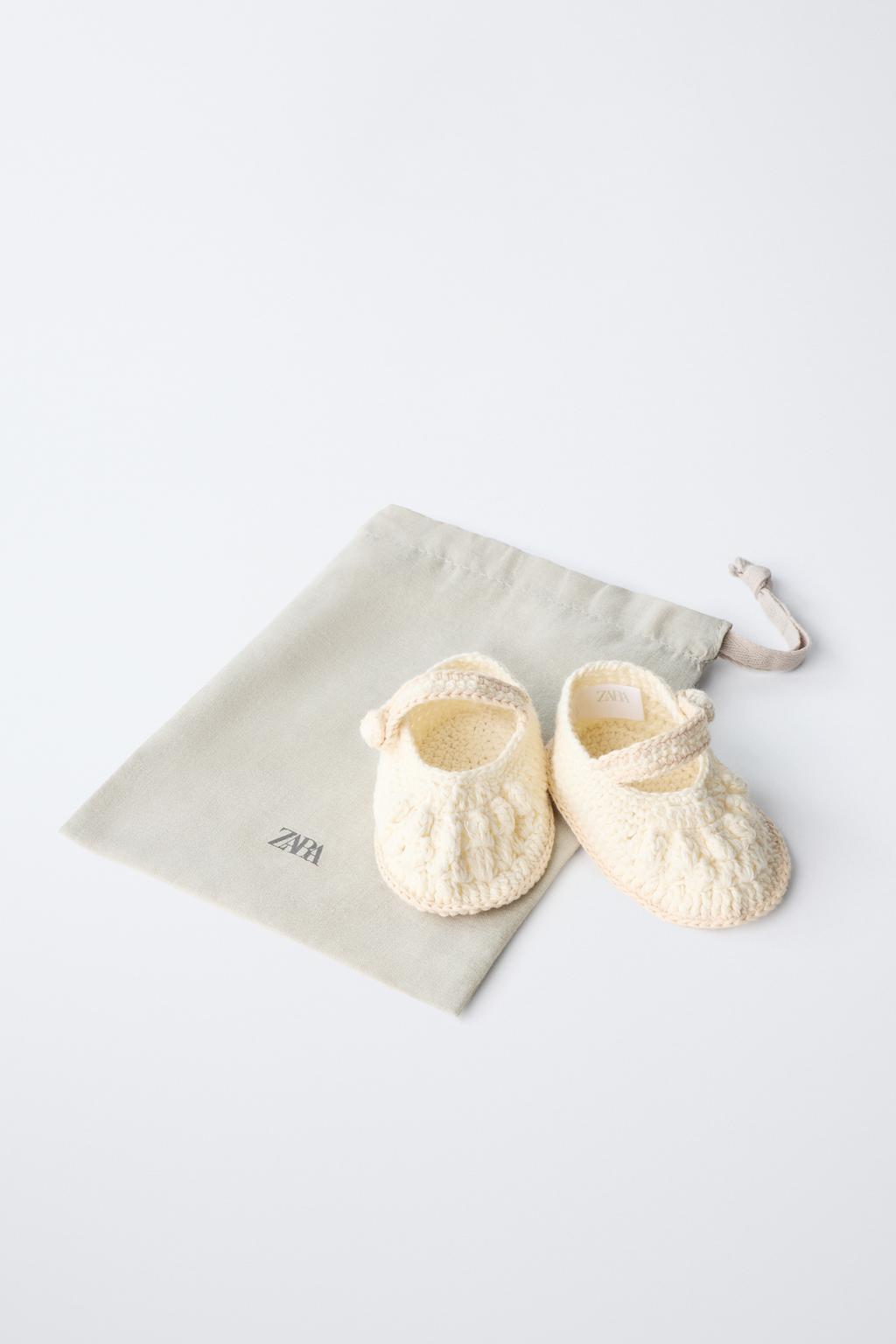 Теплые вязаные ботиночки