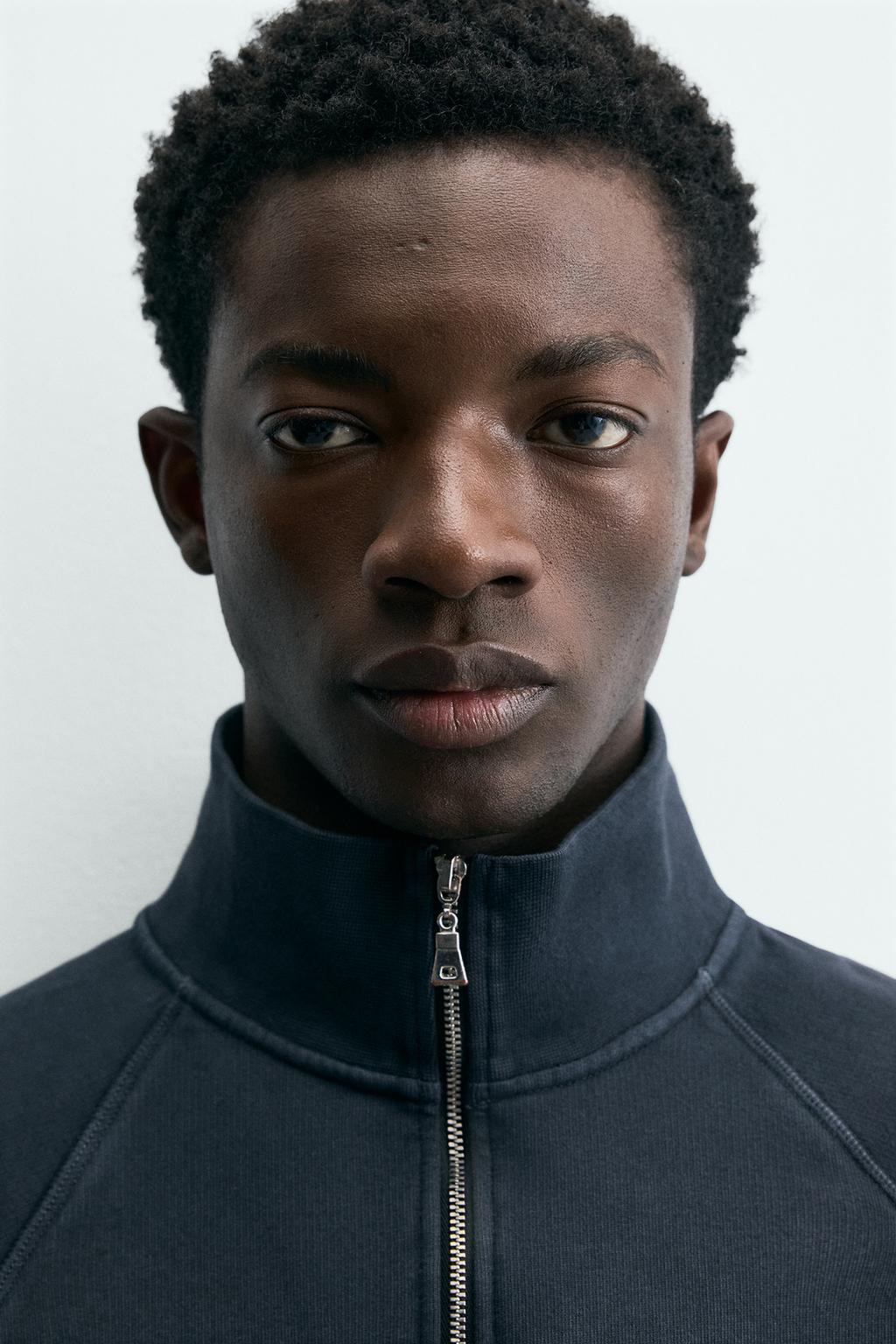 ТОЛСТОВКА С МОЛНИЕЙ И ЭФФЕКТОМ ПОТЕРТОСТИ