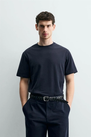 Футболка среднего веса с коротким рукавом- Заказать в России