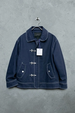 Storiesz — куртка с отделочной строчкой и навесными петлями- Заказать в России