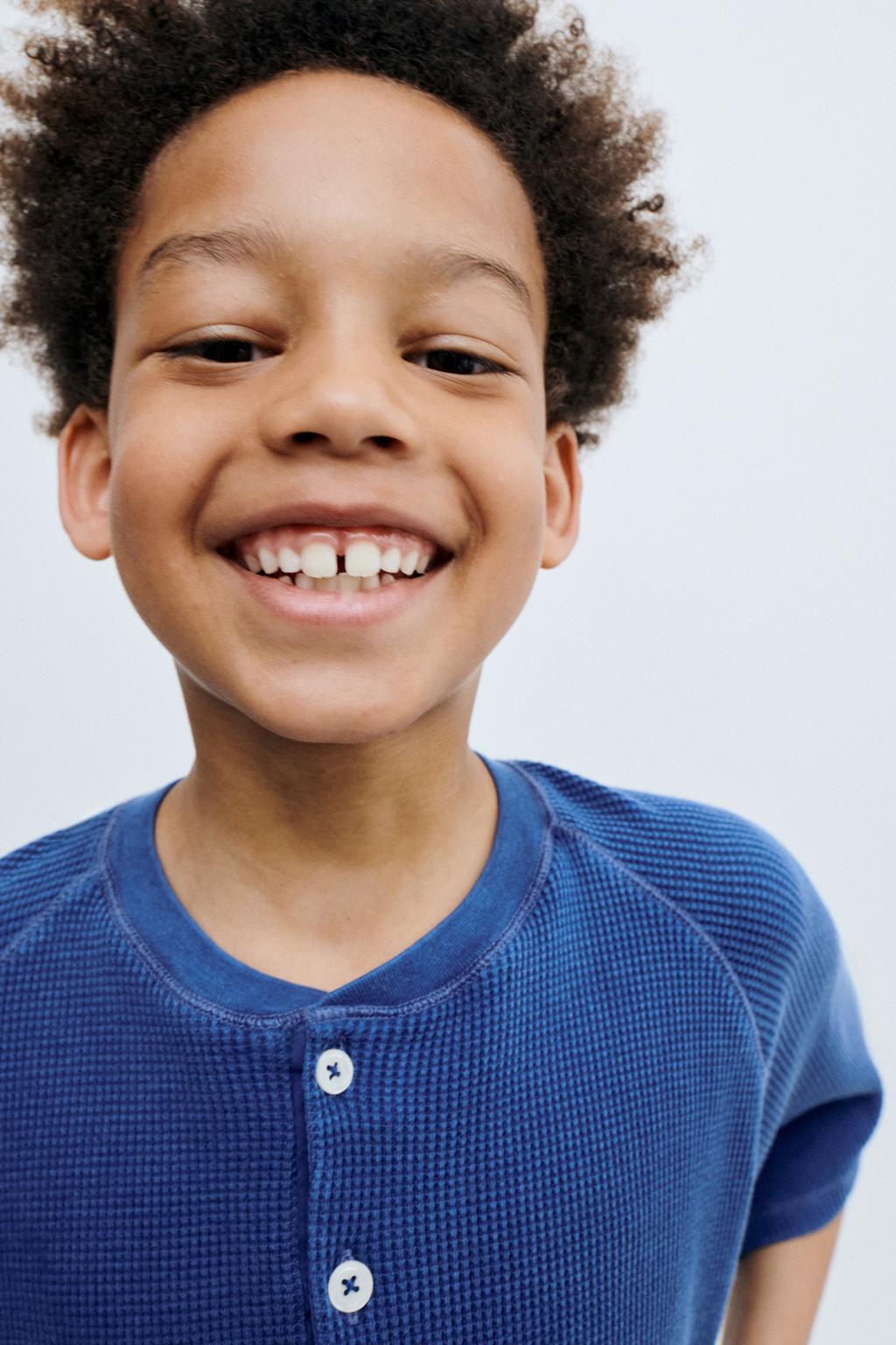 STORIESZ - ФУТБОЛКА ИЗ РИФЛЕНОГО ТРИКОТАЖА С ВОРОТНИКОМ НА ПУГОВИЦАХ