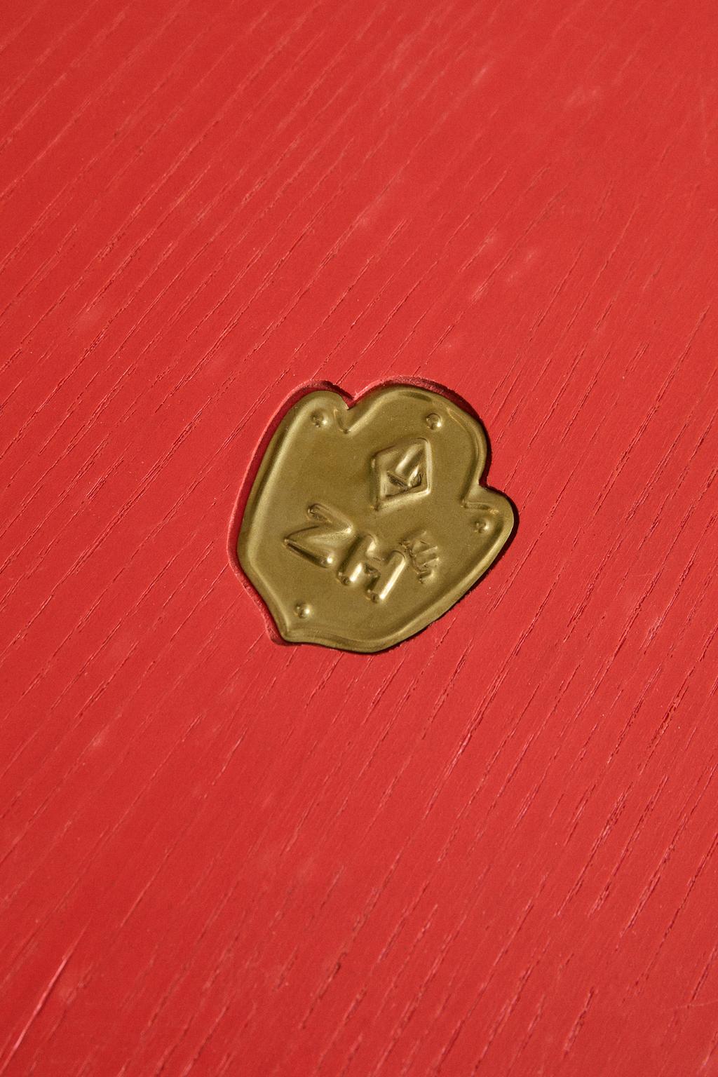 Детский столик x the animals observatory