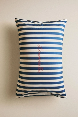 Детский наволочка в полоску x the animals observatory- Заказать в России