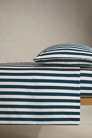 Детское покрывало с полосками x the animals observatory- Заказать в России