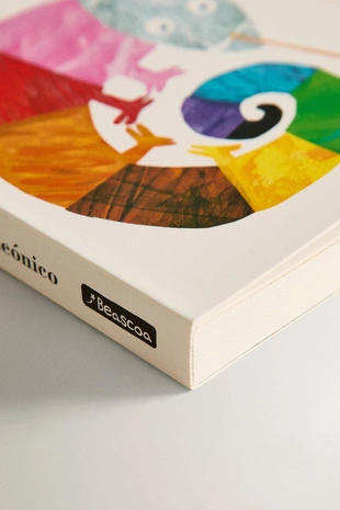 Детская книга the mixed-up chameleon (на испанском)- Заказать в России