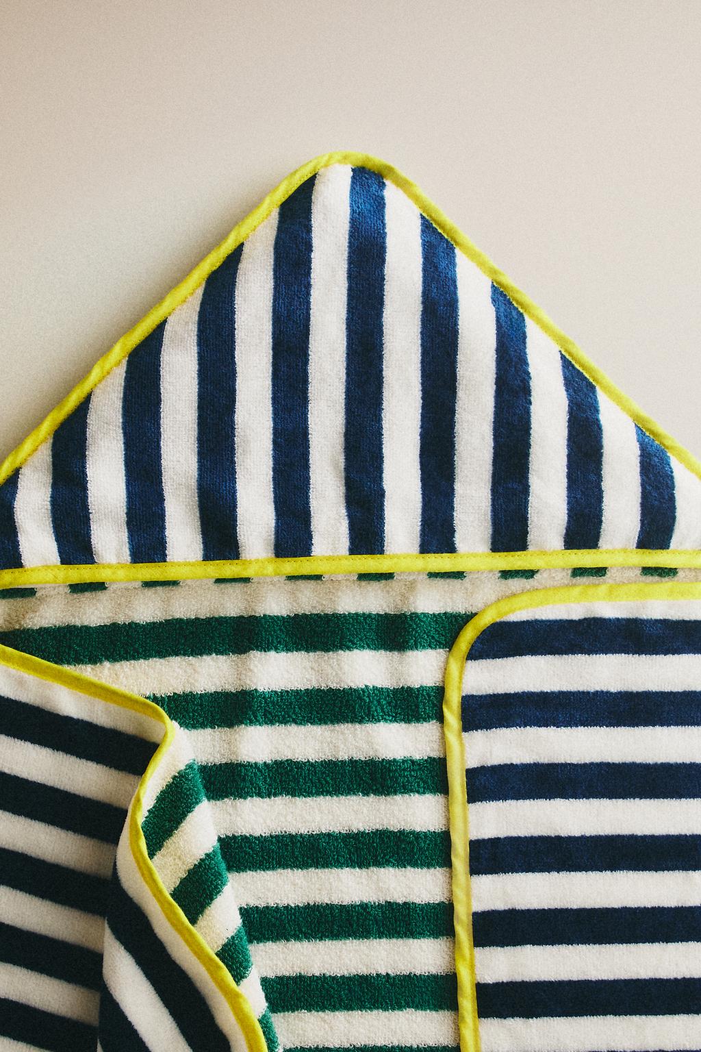 Полотенце для младенцев с капюшоном x the animals observatory