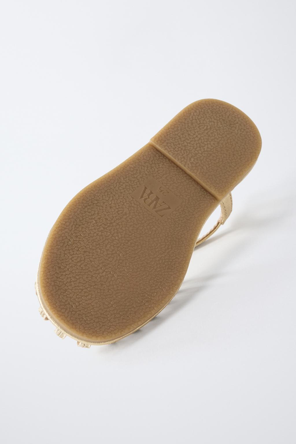 МЕТАЛЛИЗИРОВАННЫЕ САНДАЛИИ