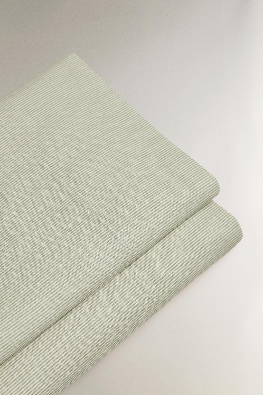 Полосатый простынь из мако-хлопка