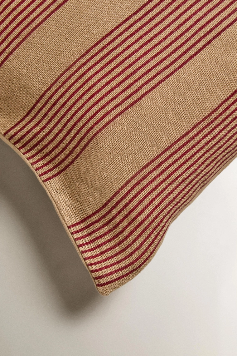 Наволочка с полосками