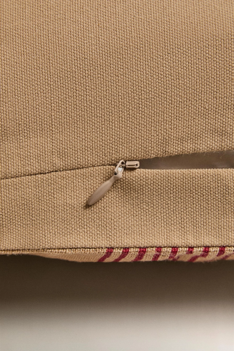 Наволочка с полосками