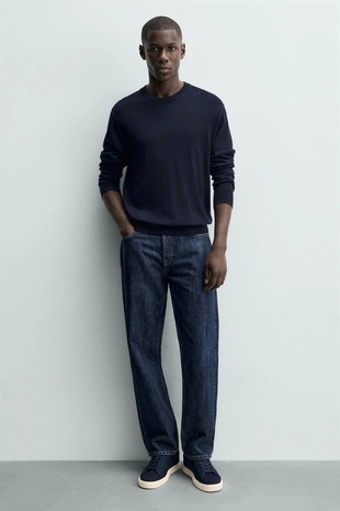 Кроссовки с сетчатыми вставками