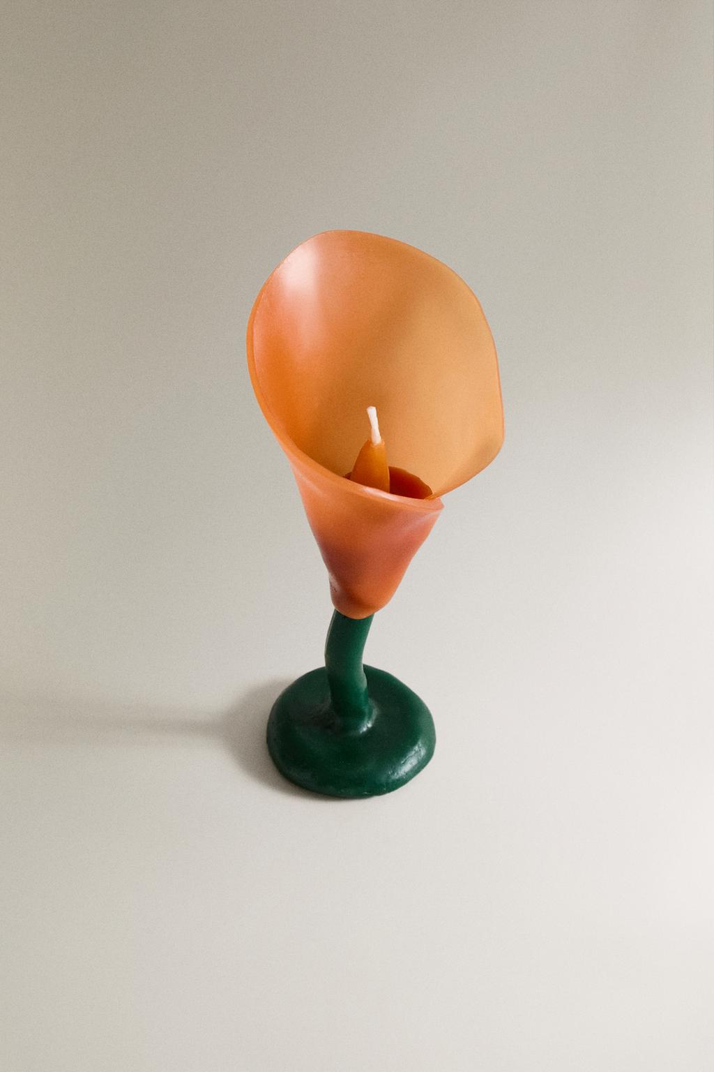 Декоративная цветочная свеча