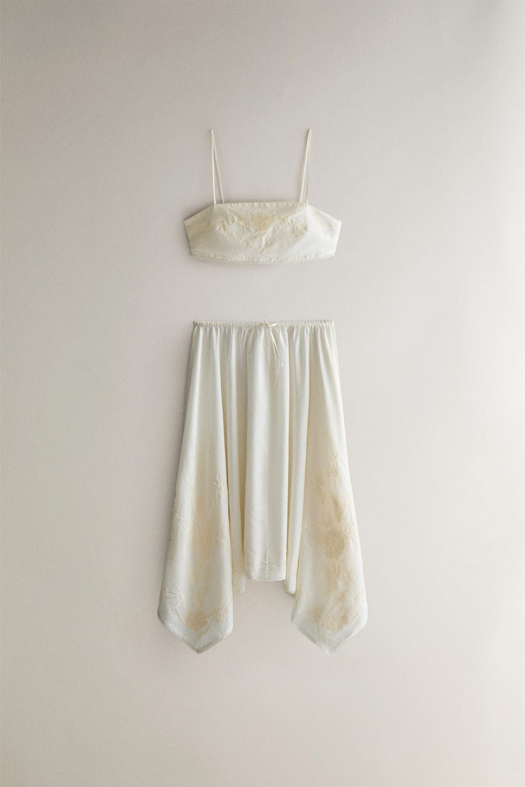 Топ с вышивкой