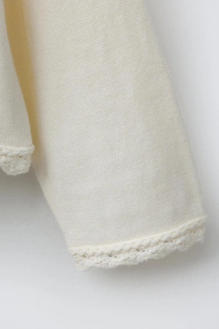 Вязаный кардиган с декоративными деталями- Заказать в России